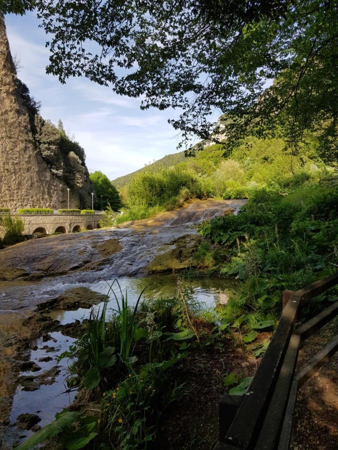 Appartamento Cascate Delle Marmore Le Marmore Exterior foto